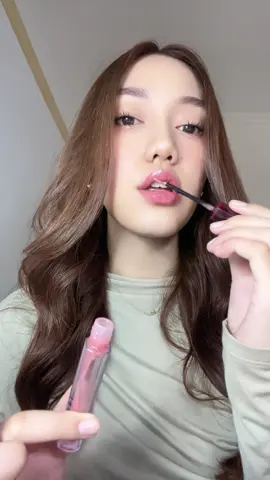 shade 22 catet !! #omg #mattelastlipcream 