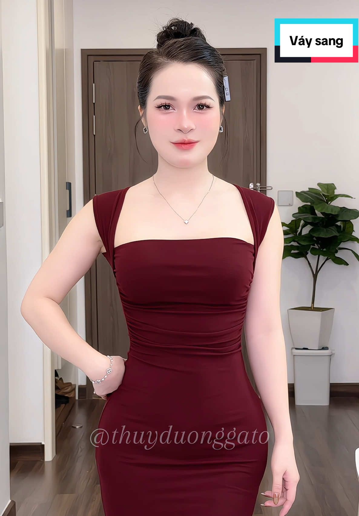 Em váy quá xứng đáng đồng xiền bát gạo lun #dươngơi #thoitranghottrend #vaybody #vayhaiday #damsatnach 