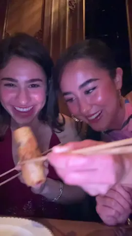 nothing brings me more joy than having good bites with good people 