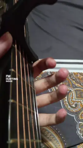 etong sakit lang kaya kong tiisin HEUEHHEUE #guitar#fyp#itsyou#makeitvirаl 