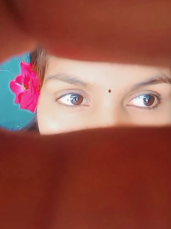 uske aankhon  main faila kajal 😍😍#trending #goviral #creative #virlvideo #anjali 
