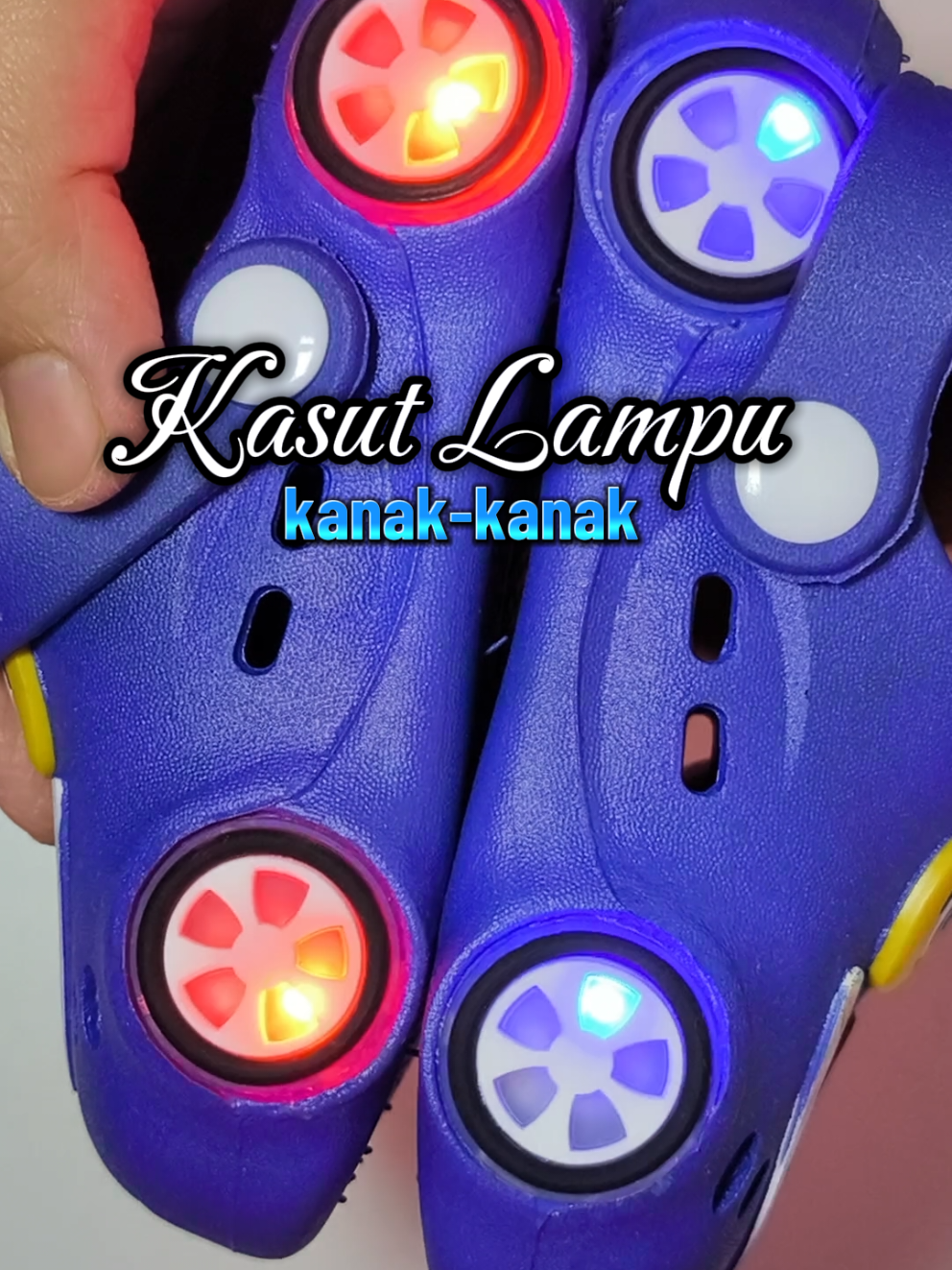 anak mesti suka sambil lompat lompat #kasutbudak #kasutlelaki #kasutlampu 