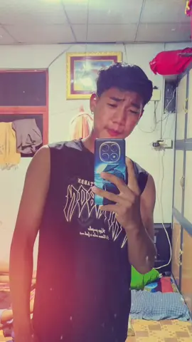 #မင်းတို့ရဲ့idolလေးဖစ်ချင်လို့🥺🥺❤❤ #ဘာညာပေါ့😎😎 #fypシ゚viral🖤tiktok 