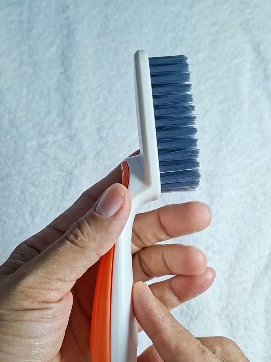 Bàn chải chà giày dép chuyên dụng,mấy bà mua dùng nha.#banchaichadep #banchai #giadungnhatram88 #giadungtienich #xuhuong 