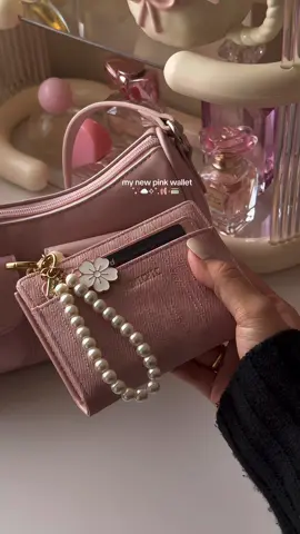 Replying to @Slim pink denim wallet! 2-in-1 detachable card holder 💳💫 #wallet #walletforwomen #cardholder #wallettok #fyp 