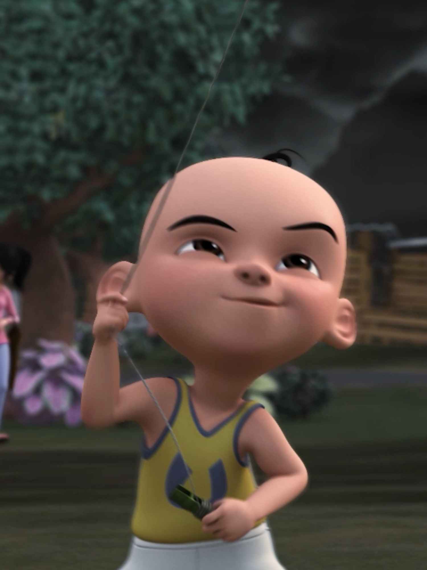 Bestnya angin kuat! Jom tengok layang-layang siapa paling tinggi! #upinipin #Lescopaque #LCPOWER