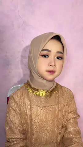 🤣🤏🏻gemecc Makeup by me yuk yang mau booking daerah bekasi bantargebang