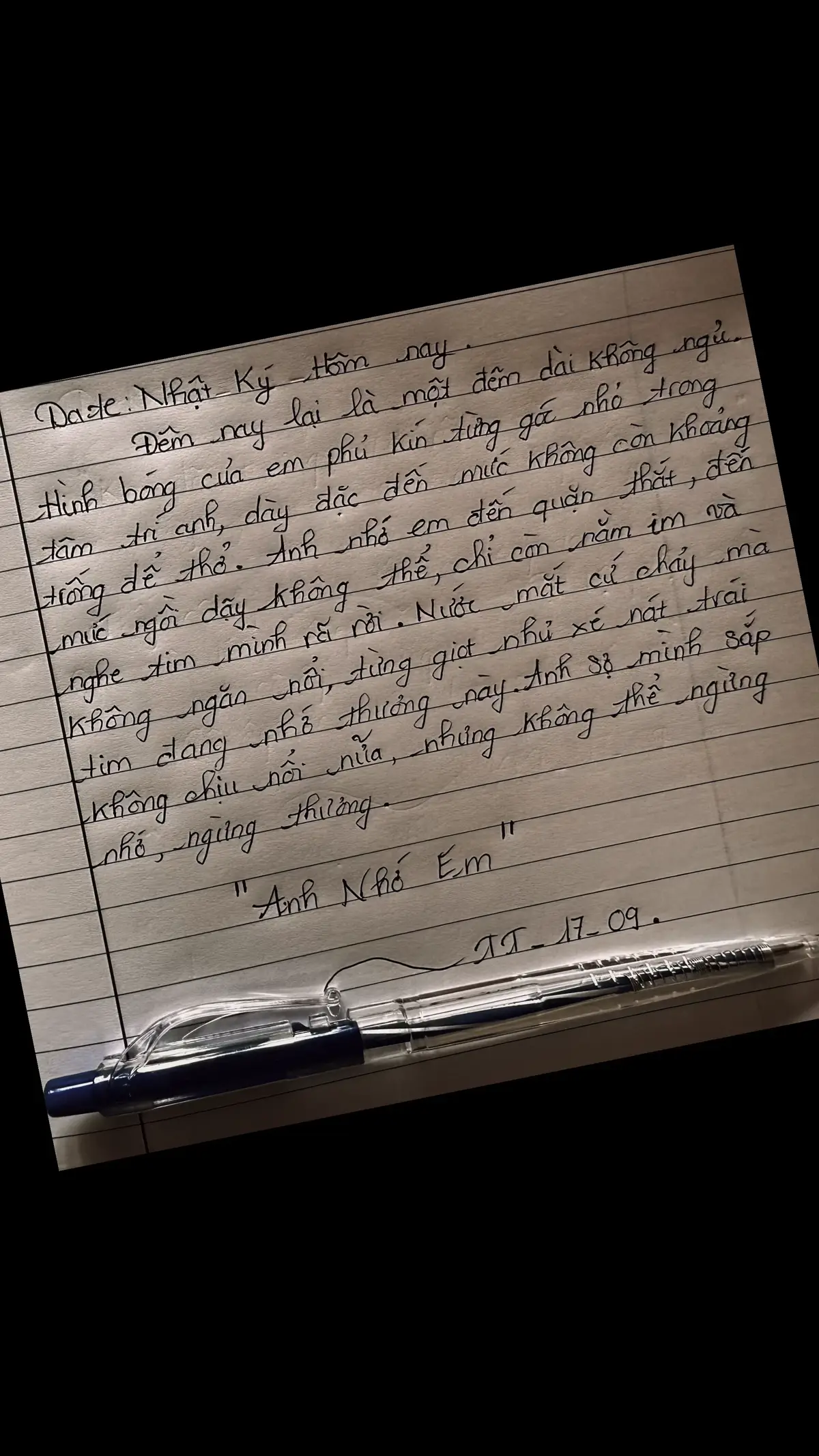 Nhớ em quặn thắt tim gầy, Nước mắt rơi xuống vỡ đầy canh khuya.