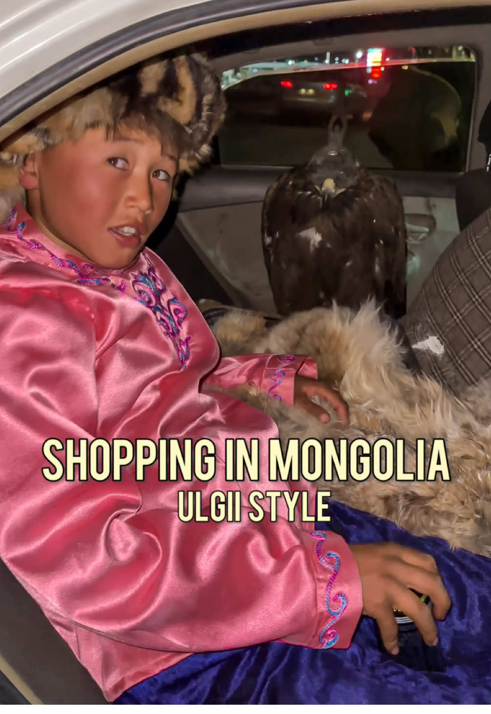 We had horses 🐎 in UB🇲🇳, now eagles 🦅 in Ulgii… What’s next? Camels in Gobi? 🐫