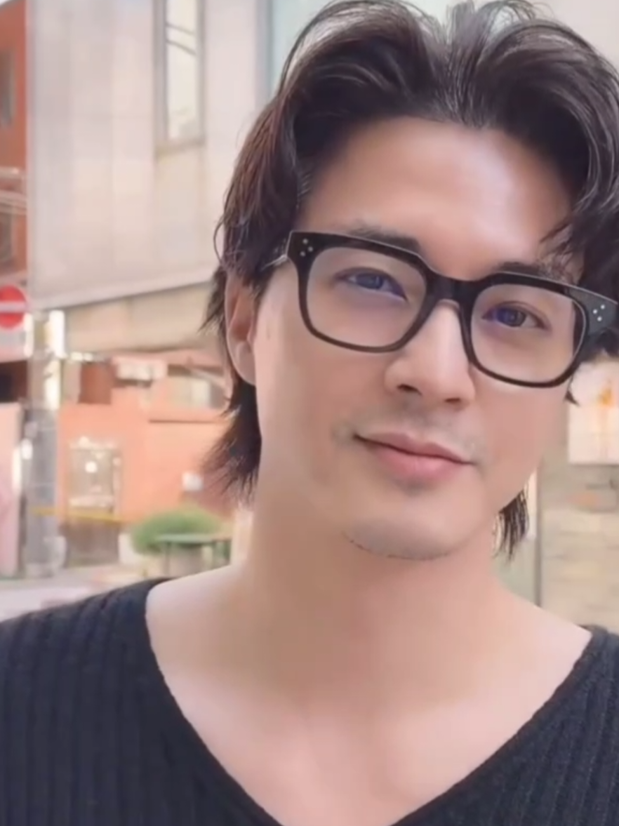 Aww Ji-hoon’s wink 😉💗💜 #kimjihoon #fyppppppppppppppppppppppp #butterfly #kdrama #handsome 