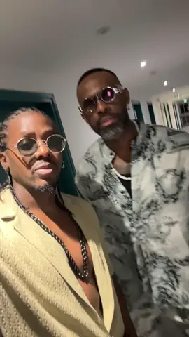 Avec l’homme qui a importé la Kiz en France… le game a commencé ici, et on continue de l’écrire ✍🏿🔥 @tonypirataaa  