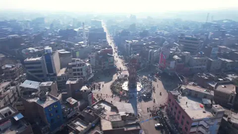 وزیراعلیٰ پنجاب مریم نواز شریف آج فیصل آباد کے پہلے سرکاری الیکٹروبس سسٹم کا افتتاح کریں گی۔30 جدید ایئرکنڈیشنڈ الیکٹروبسیں صرف 20 روپے کرایہ میں آرام دہ سفر دیں گی۔ خواتین، بزرگ، طلبہ اور خصوصی افراد کے لیے سفر بالکل مفت , بسوں میں وائی فائی، موبائل چارجنگ اور خواتین کے لیے الگ محفوظ کمپارٹمنٹ بھی موجود ہیں #punjabonthemove 