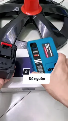 Bộ đế chuyển nguồn điện 18-21v lên 220v dùng khi mất điện khá tiện lợi. #dechuyendien18den21len220v #dechuyendoidien 