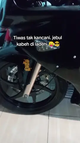 wanita selalu ingin di ratukan.  tapi di melayani semua raja 😂😂  #fypviralシ #jangkauanluas #semuaorang #sorotantiktok 
