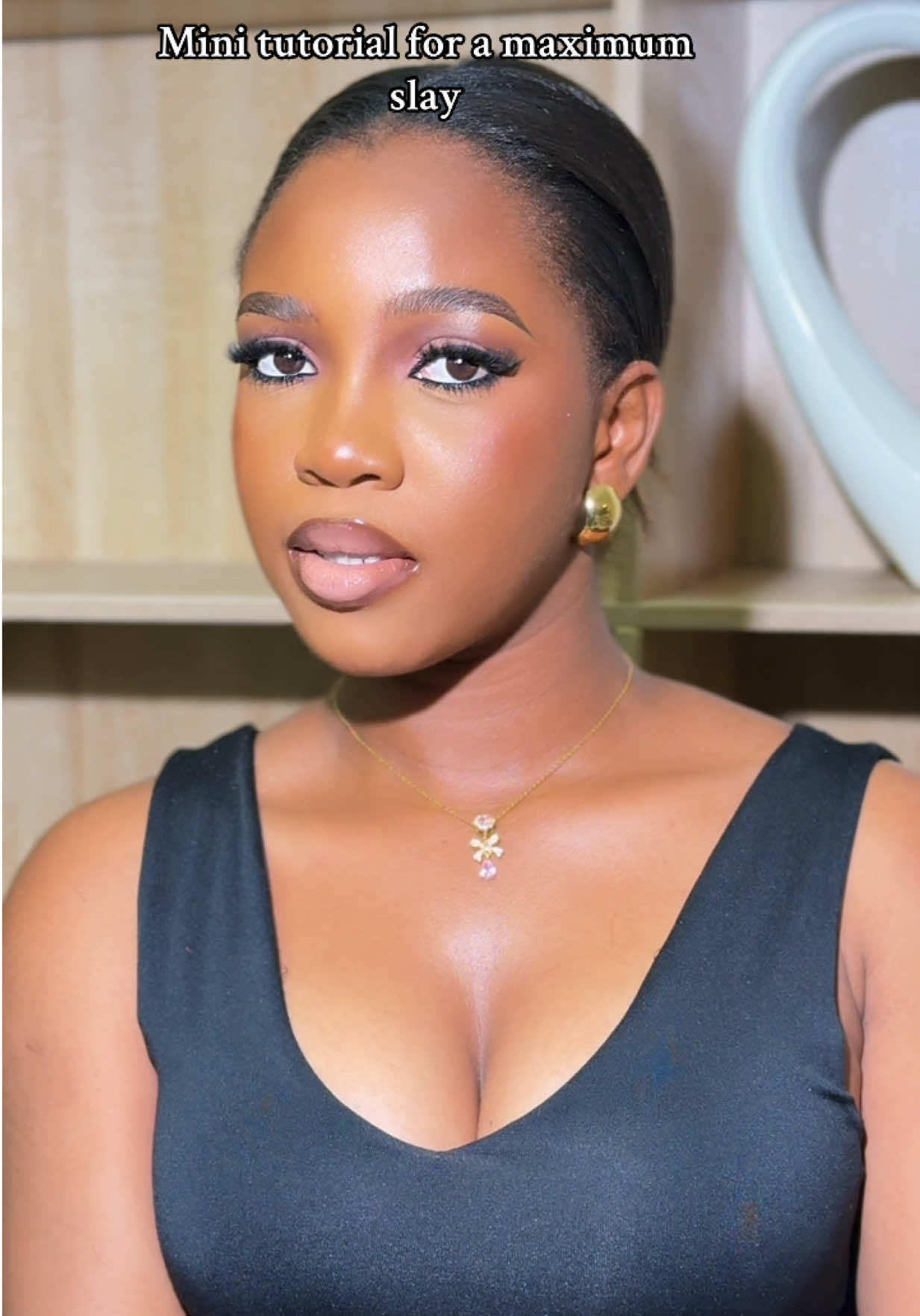 💄To book a makeup  slay session: 📞 Call or WhatsApp: 081-439-00542 📍 Studio: 7 Kusimo Street, Opp. Chicken  Republic, Aguda, Surulere, Lagos.  #suruleremakeupartist #suruleremua  #surulerebestmakeupartist #makeupartist #makeupartistsinsurulere