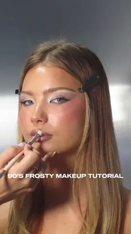 As per your requests! 90s frosty makeup breakdown! ⛓️ look inspo @Sasha Kilby  studio @one76photostudio  muse @emma  SKIN: @saiebeauty super glowy gel @hauslabs trilicone foundation & concealer @isamayabeauty sculpting stick “pine” @rhode piggy blush + @makeupbymario paradise pink  @yslbeauty baby doll pink blush @makeupbymario setting powder @makeupforever HD sculpting palette EYES: @makeupbymario master neutrals palette @nyxcosmetics_aunz chubby eye crayon in milk @yslbeauty saharienne eye palette  @makeupforever wherever black eyeliner @halfmagicbeauty sparklestik champagne snowflake LIPS:  @makeupforever endless cacao lip pencil #makeupinspo #editorialmakeupartist #editorial #editorialmakeup #nyfw   