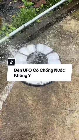 Đèn UFO 800W Cảm Biến Chuyển Động, Ánh Sáng Mạnh, Diện Tích Chiếu Sáng Rộng, Tgian Chiếu Sáng 12-16h, Chống Nước Theo Tiêu Chuẩn IP68