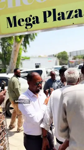 Siicid Culay iyo Wariye Iida Oo Dagal Dhex Maray 