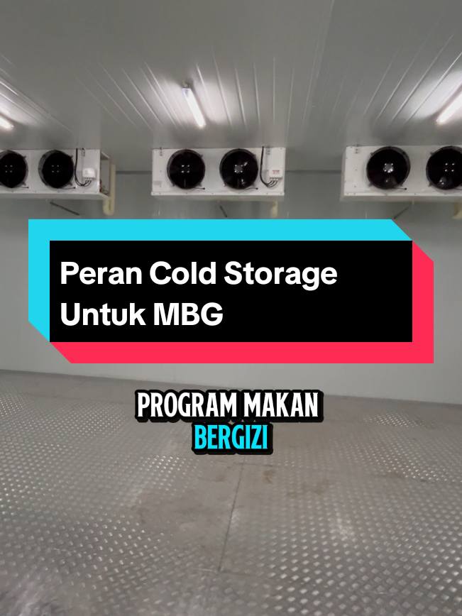 Program Makan Bergizi Gratis (MBG) nggak akan jalan maksimal tanpa cold storage! Kenapa? Karena bahan makanan kayak ayam, ikan, sayur, dan buah harus tetap segar & bergizi sebelum sampai ke dapur sekolah. Dengan cold storage, kualitas makanan terjaga, distribusi lancar, dan anak-anak bisa makan dengan aman & sehat setiap hari. 💙 Mau tahu gimana cara bikin cold storage untuk mendukung MBG? Klik link di bio sekarang! . . beberapa sumber klip video @sppg.karanganyar  @smpbppi  #mbg #penyimananpendingin #coldstorage #makananbergizigratis #sppg 
