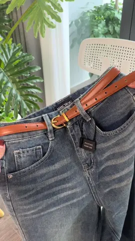 Quần jeans suông trơn màu nhạt lạ#jeansnu #jeanssuong #quần #hhchou #xuhuong 