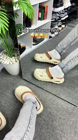 Rekomendasi sandal baim untuk pria wanita,bahan tebal empuk cocok buat pake harian juga👌#sandalslop #sandalpria #sandalwanita #sandalempuk #sandalmurah 