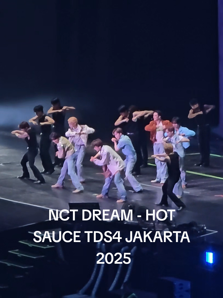 NCT DREAM - HOT SAUCE TDS4 JAKARTA 2025 🔥❤️ #tds4 #tds4jakarta #fancam #hotsauce 
