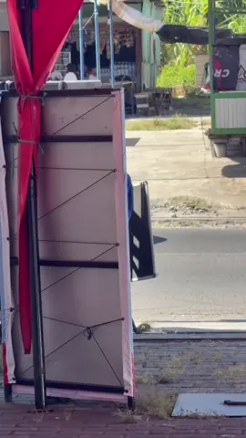 Bingung?? Lagi butuh HP baru tapi budgetmu kurang! Di Erafone Lidah Wetan pastinya akan kita bantu untuk mengatasi masalahmu itu Hanya dengan KTP saja bisa dapatkan HP impianmu guyss #erafonelidah #erafone #surabaya #surabayaterkini #cicilanringan 