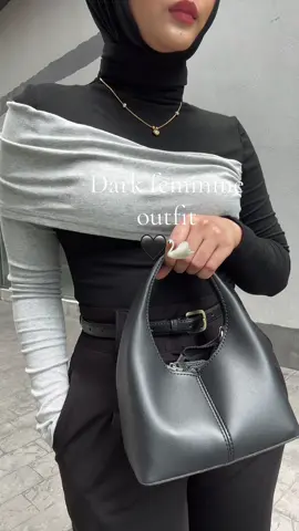 Black outfit idea ✨ #black #bag #handbag #fashion 