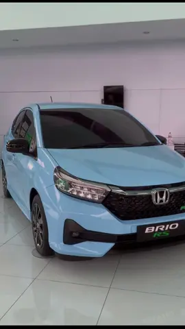 Bingung mau warna apa tapi saldo cuman ada 10rb  #CapCut #brio #briors #briomodifikasi #viral 