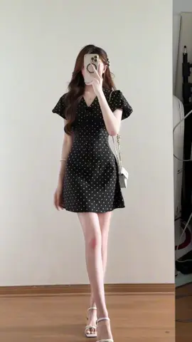 Váy này gọn dáng ai mặc cũng xinh