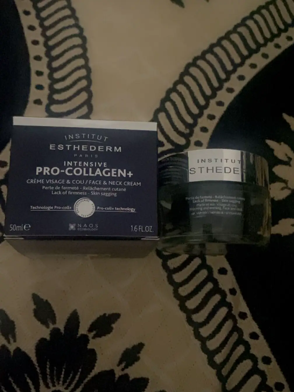 Merci à @Blissim et #instituesthederm 