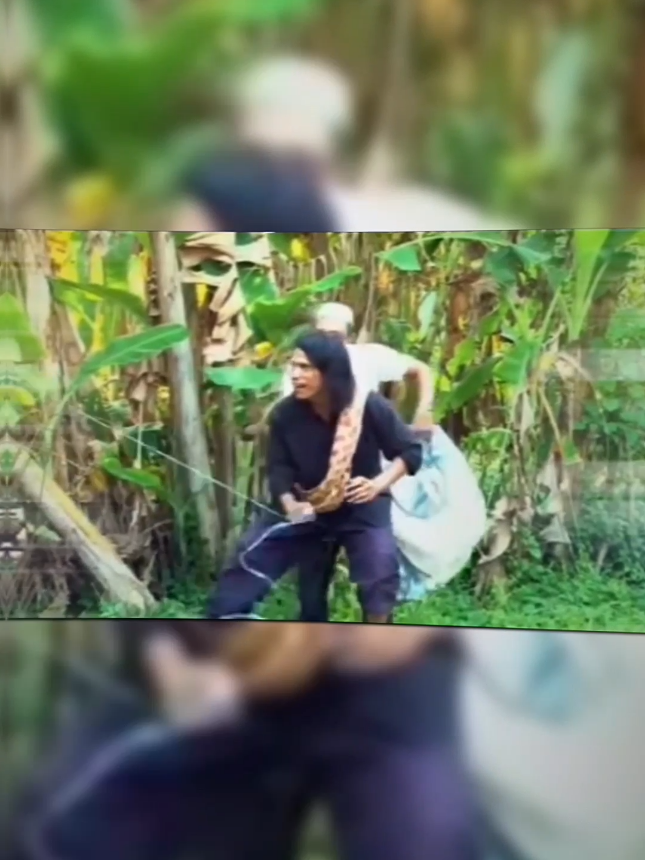 kak bungsu neuculok ule teungku haji lam kulkah, na dinginnn   #filmaceh #fypaceh #hajiuma #kakbungsu #zamandulu 