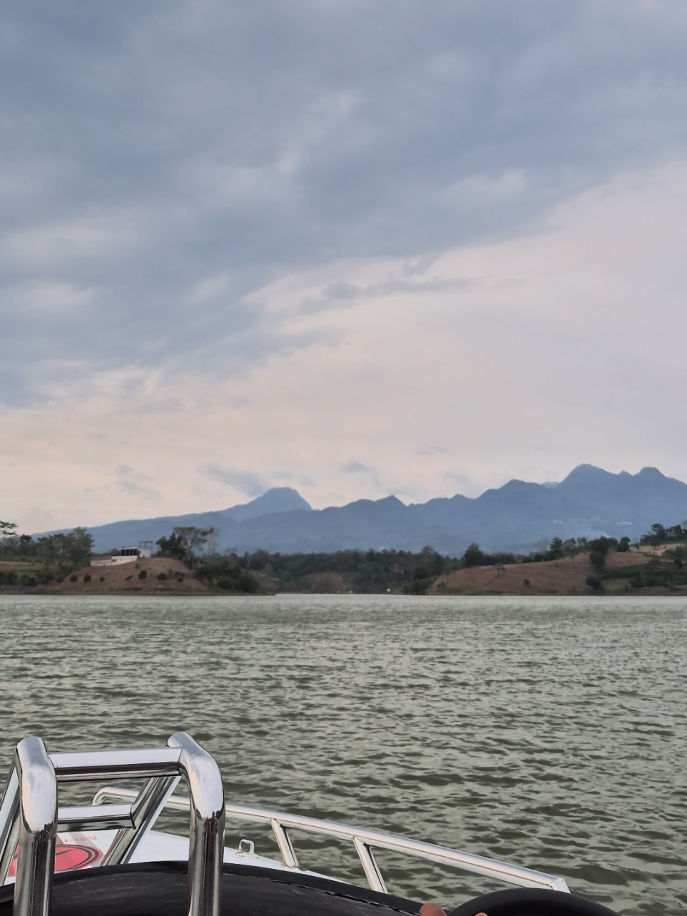 Naik SpeedBoat With View  Langsung Saja Gas Ke Wisata Logung Kudus  Dermaga Utama 