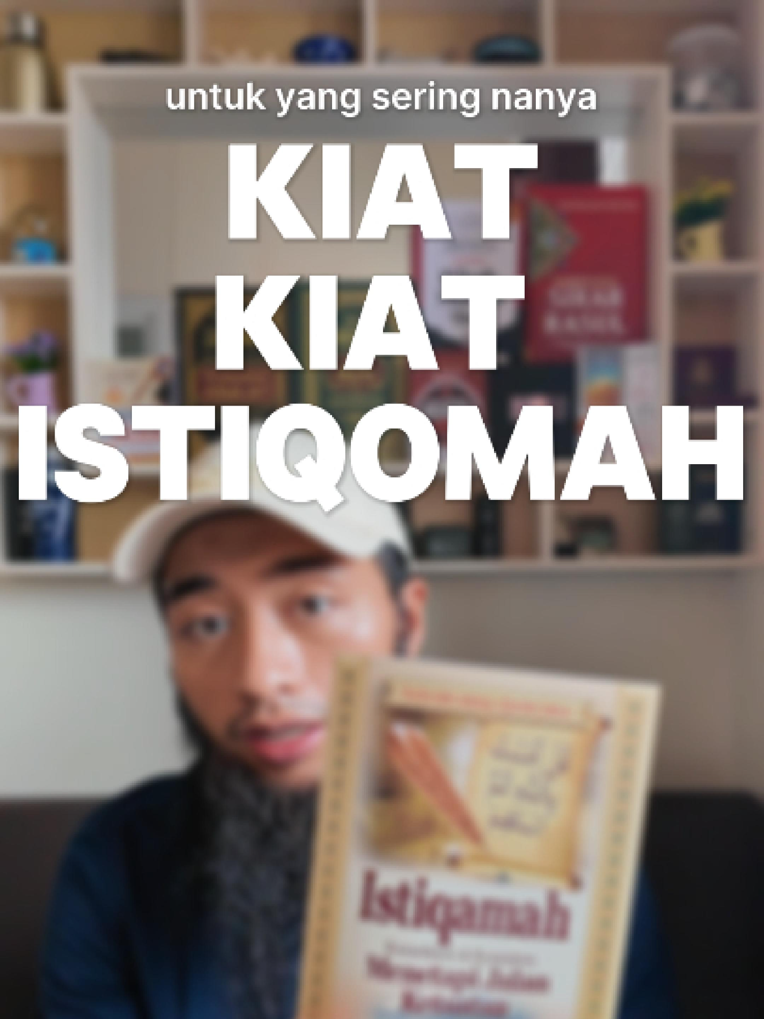 Istiqomah memang tidak mudah. Namun dengan mengikhlaskan niat serta mengikuti tuntunan Nabi Muhammad shalallahu 'alaihi wasalam Insya Allah jalan kita akan dimudahkan. Insya Allah ini bukan buku yang terlalu berat, sehingga siapapun bisa membaca dan mengambil manfaat. Allahu a'lam. #pegawaimuslim #kiatistiqomah #sunnah #muslim #hijrahbukanmainmain