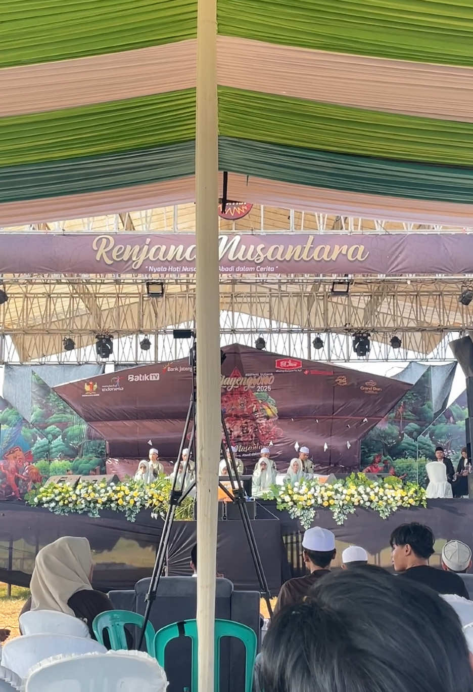 nontonin bang mupti ngebass doang wkwk🤣🤣 #sholawat #albanjari #banjaristory #masukberandafyp #pekalongan 