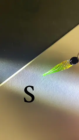 How to sign the letter S?