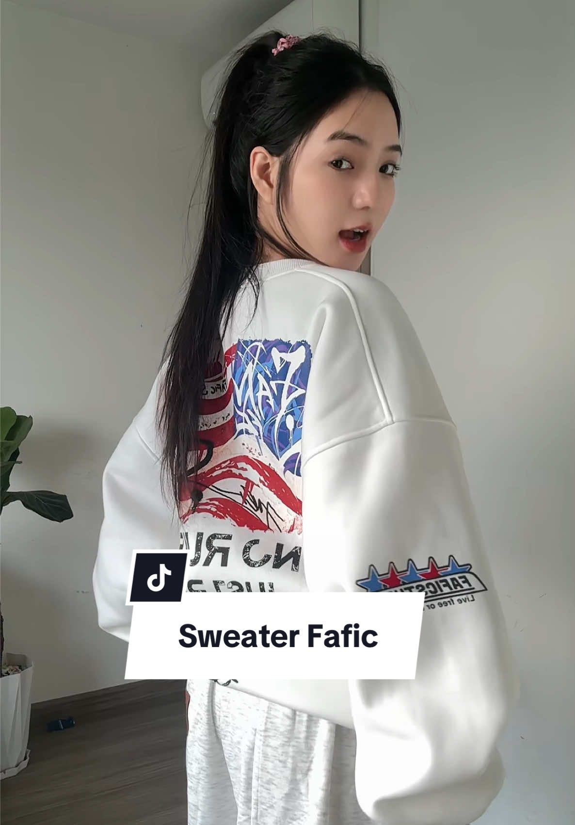 Áo swrater hignh in Fafic có túi trong #ao #sweater #fafic #thoitrang #xuhuong 
