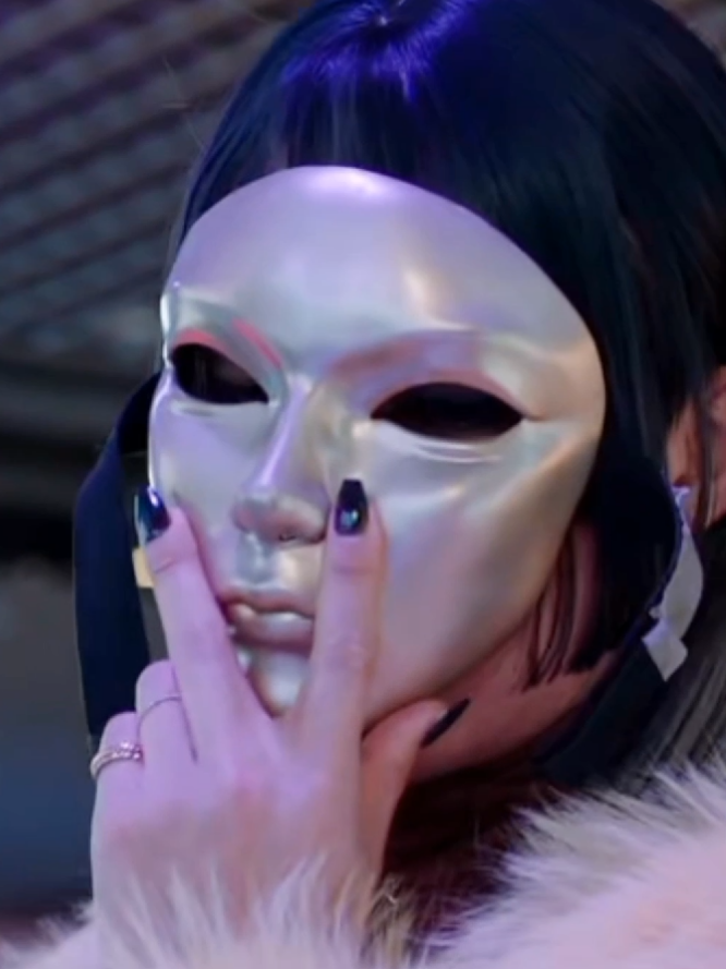 gak expect dia bakal nyamar jadi cewek😭🤌🏻 mana pake heels jalannya lancar bgt lagi kayak orang yg udah terbiasa pake heels🙂 #joojonghyuk #confidencequeen #kdrama #foryoupage #fyp 