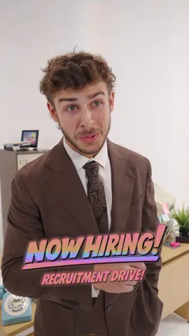 WE’RE GOING ON TOUR!!  The Useless Hotline is NOW HIRING, it’s time we expand the team so we’re going on a recruitment drive around the UK & Ireland! Join our Patreon to get access to pre sale tickets on Tuesday 30th September at 10am General sale will be available on Thursday 2nd October at 10am We can’t wait to see you there!!!