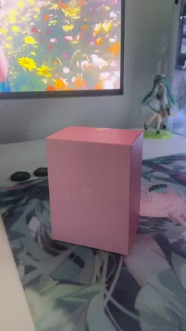Finalmouse ulx sakura #desksetup #techtok #finalmouse #wallhack #hatsunemiku 
