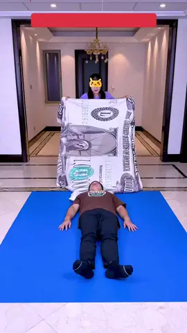 The blindfold and quilt challenge is so exciting, I’ll save it for later! ! ! #funny #funnyvideos #Trending #game #family 