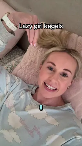 Thank you and goodnight 😘 Subscribe for access to advanced workouts ➡️ I’m Heidi, a women’s health physiotherapist. To squeeze: contract the muscles around the vagina and the anus like you are holding wind and wee. To let go: relax the pelvic floor muscles and your abdominal muscles. Follow for daily workouts with me xx Disclaimer: these exercises are not suitable for everyone. See a women’s health physio for an individualised program tailored to your needs 🩷 #kegels #pelvicfloor #pelvicfloordysfunction #pregnant #postpartum 