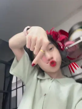 Hơi chóng mặt 😂😂 #nhacchaymoingay #tieulongnu🖤 