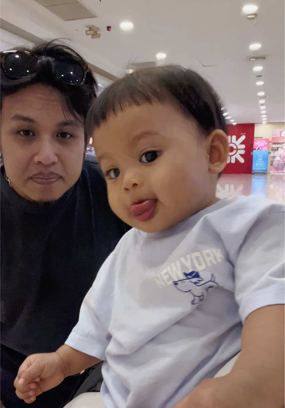 2 พ่อลูกนี่น่าโดนตีเว่อ ดูทำหน้าทำตา😅 #babyjr #jrfamily #babiesJR #mommypapajr #ลูกพ่อเจตแม่เกรซ 