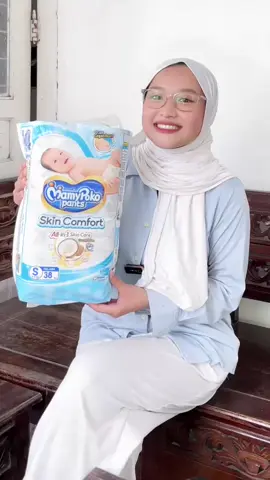 Tetap Nyaman Hingga 12 Jam dengan MamyPoko Pants Skin Comfort. Klik Keranjang Kuning sekarang!