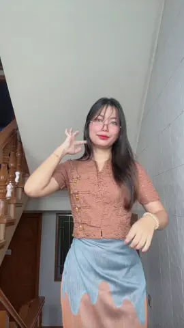 အာကာပြင်မှာ နေကြမလား 🤪 #tiktok #fpyシ #burmesegirl #viewers #jointrend 