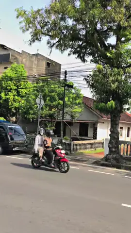 hanya bahan bulian☺️