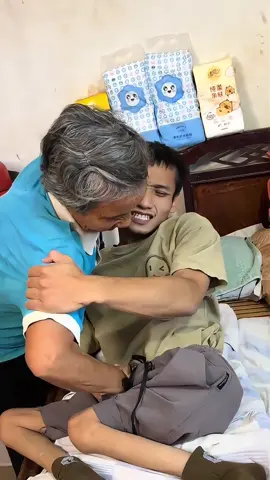 Combo 10 bịch giấy treo tường, cả nhà ủng hộ con nhé, con cảm ơn ạ #xuhuongtiktok #giaytreotuongtopgia 