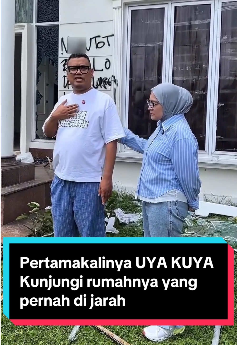 FEM Indonesia - Dalam suatu postingan di akun instagram pribadinya, pertama kalinya UYA KUYA Kunjungi Rumahnya yang Dijarah waktu kejadi demo besar-besaran di Indonesia. #uyakuyatv #uyakuya #fem #femseleb #femindonesia🌈 