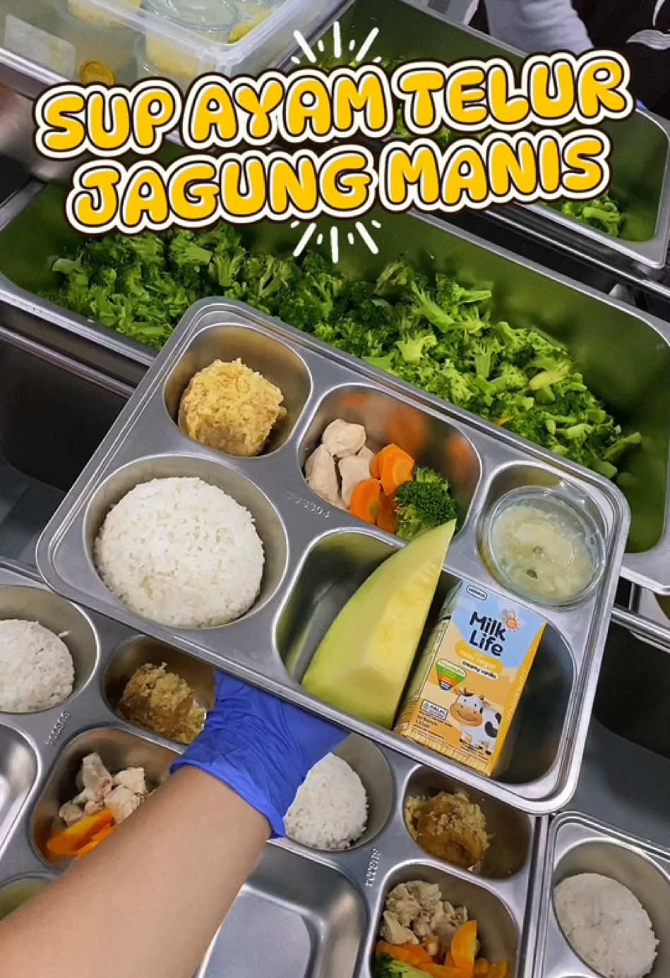 Sup Ayam Telur Jagung Manis kami hidangkan spesial untuk adik-adik semuanya🫶🏻. Kasih reviewnya untuk menu hari ini dong adik-adik🤩 Jangan lupa reuqest aja untuk menu lainya😍😍 #makanbergizigratis #makanbergizi #mbg #sppg #kulonprogo 